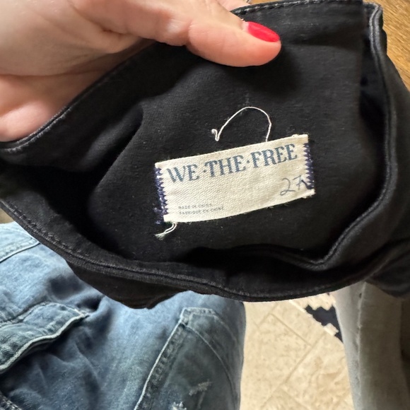 We the Free Pull on Flare Jeans Like New Condition Size 27 - Picture 5 of 5